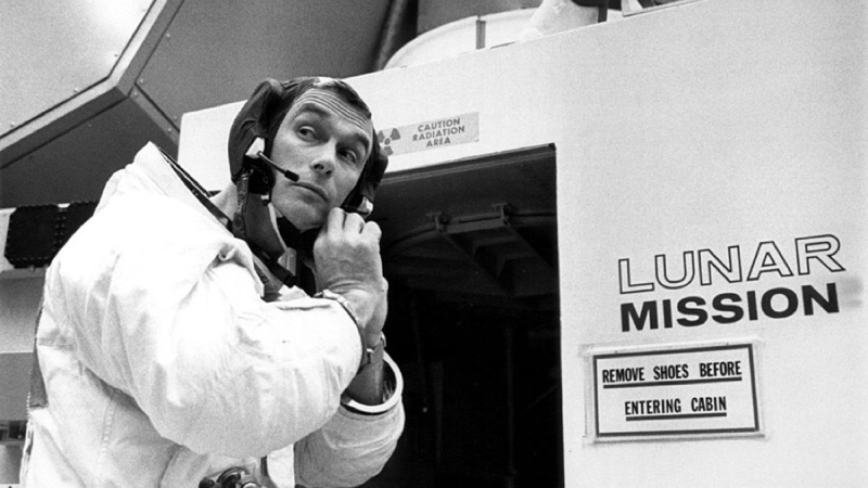 Astronaut about to enter a simulator.